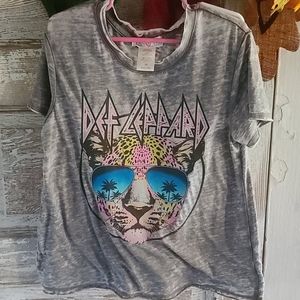 Shirt girls size med probably size 7